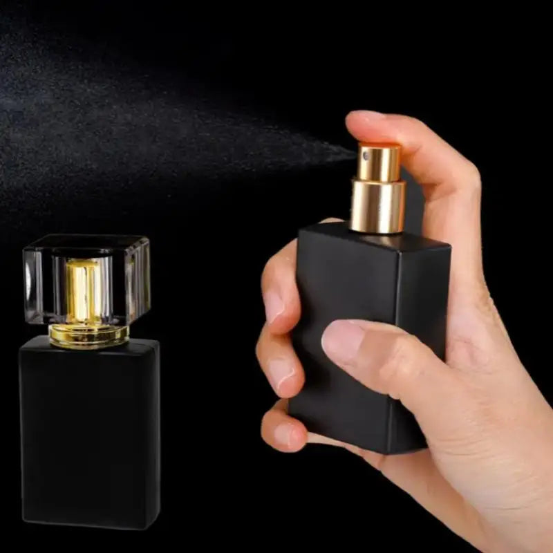 High-end Portable 30 Bright Black Glass Perfume Bottle Empty Spray Qme