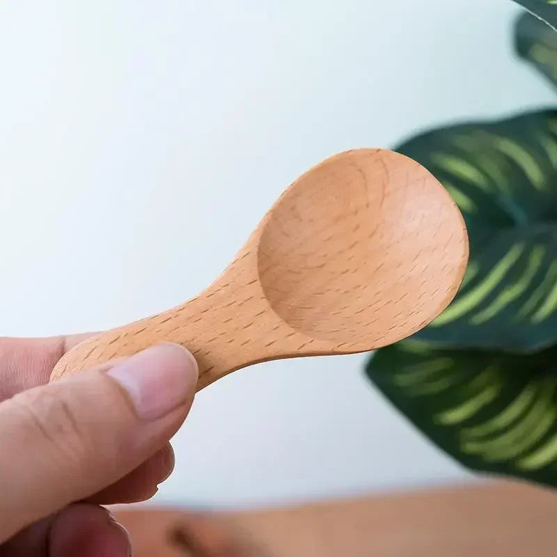1pcs Mini Wooden Spoons Kitchen Spice Condiment Spoon Coffee Sugar Teaspoons Kids Short Handle Wood Scoops Home Tableware Qme