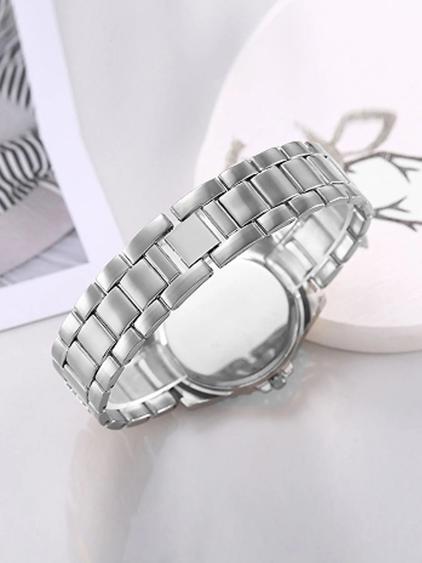 Star-studded stainless steel bracelet diamond-encrusted hip-hop men's watch with water crystal Roman numerals and date display Qme