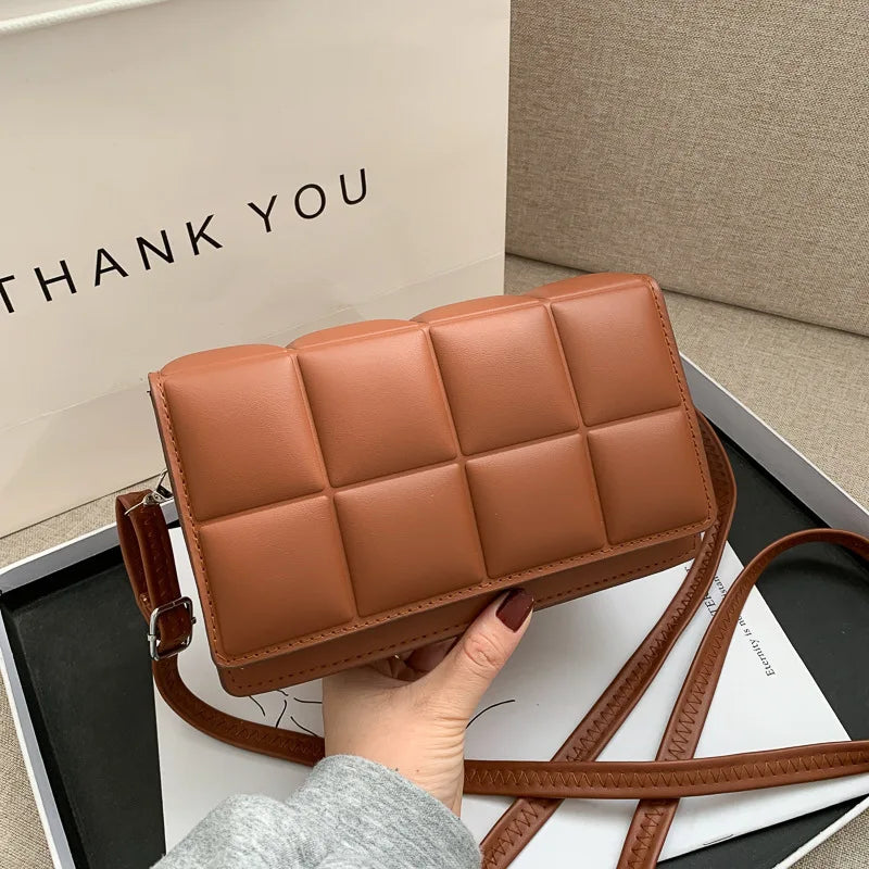 Large Square Women's Bag Premium Feel Popular Small Portable Qme Chocolate