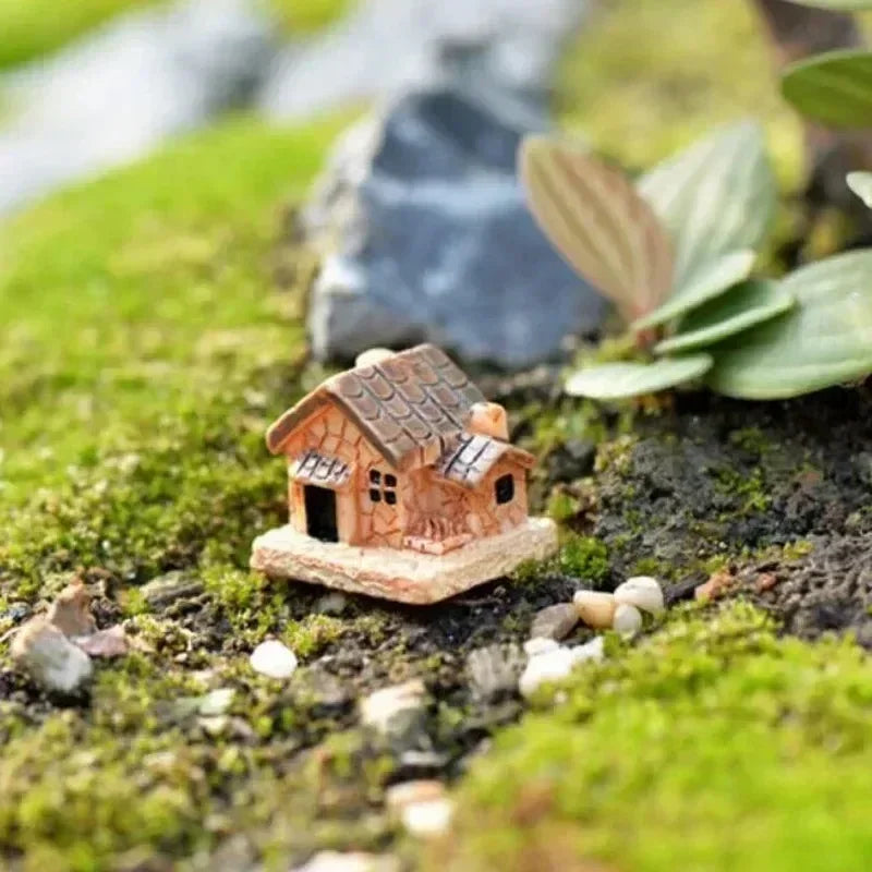 Home Table Small Crafts Mini Figurine Dollhouse Stone House Garden Ornament Micro Landscape Garden House Miniature Resin Supply Qme
