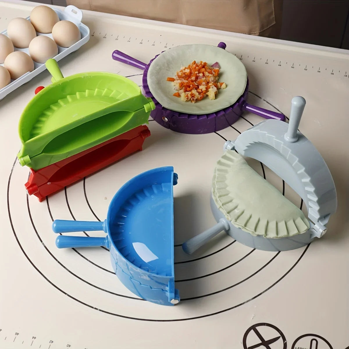 Large Pastry Dough Cutter Mold - Durable Plastic Pie & Dumpling Mold with Ergonomic Handle, Multi-Color Options for Baking, Qme