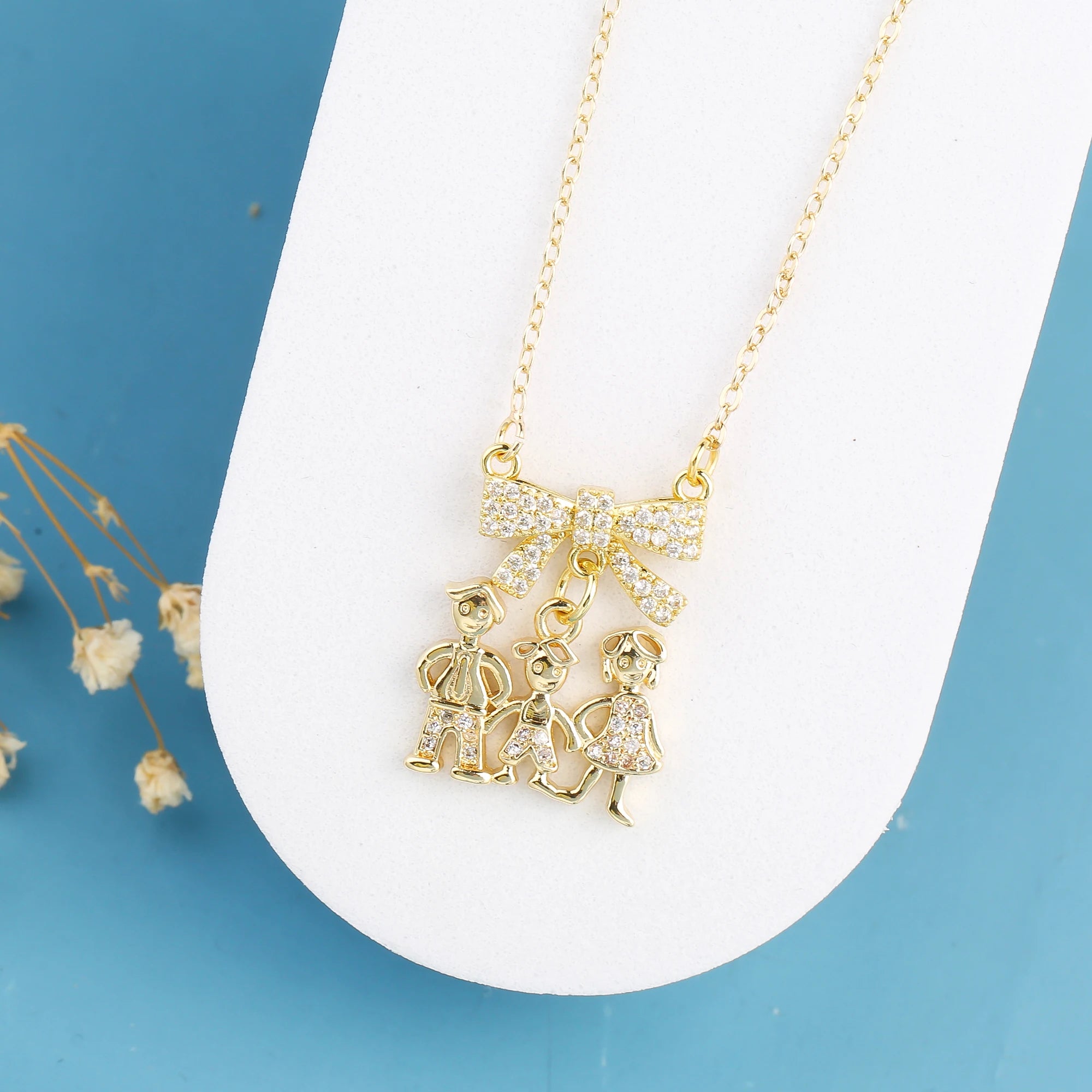 New Design 4 Styles Luxury Copper Zircon Boy Girl Heart Pendant Women Zircon Necklaces Chain Jewelry Charm Mother's Day Gift Qme D