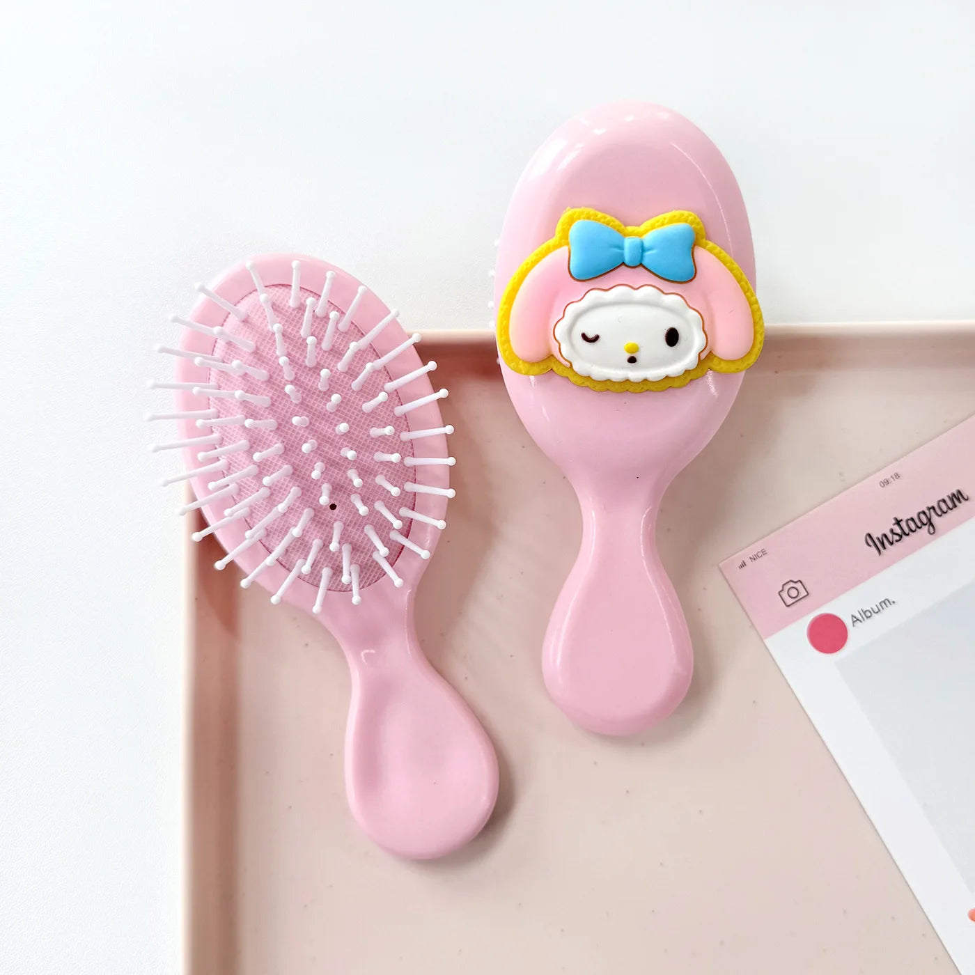 Hello Kitty Cute Folding Air-Cushion Comb Compact and Portable Air-Cushion Comb Air-Cushion Comb with Scalp Massager Qme 9