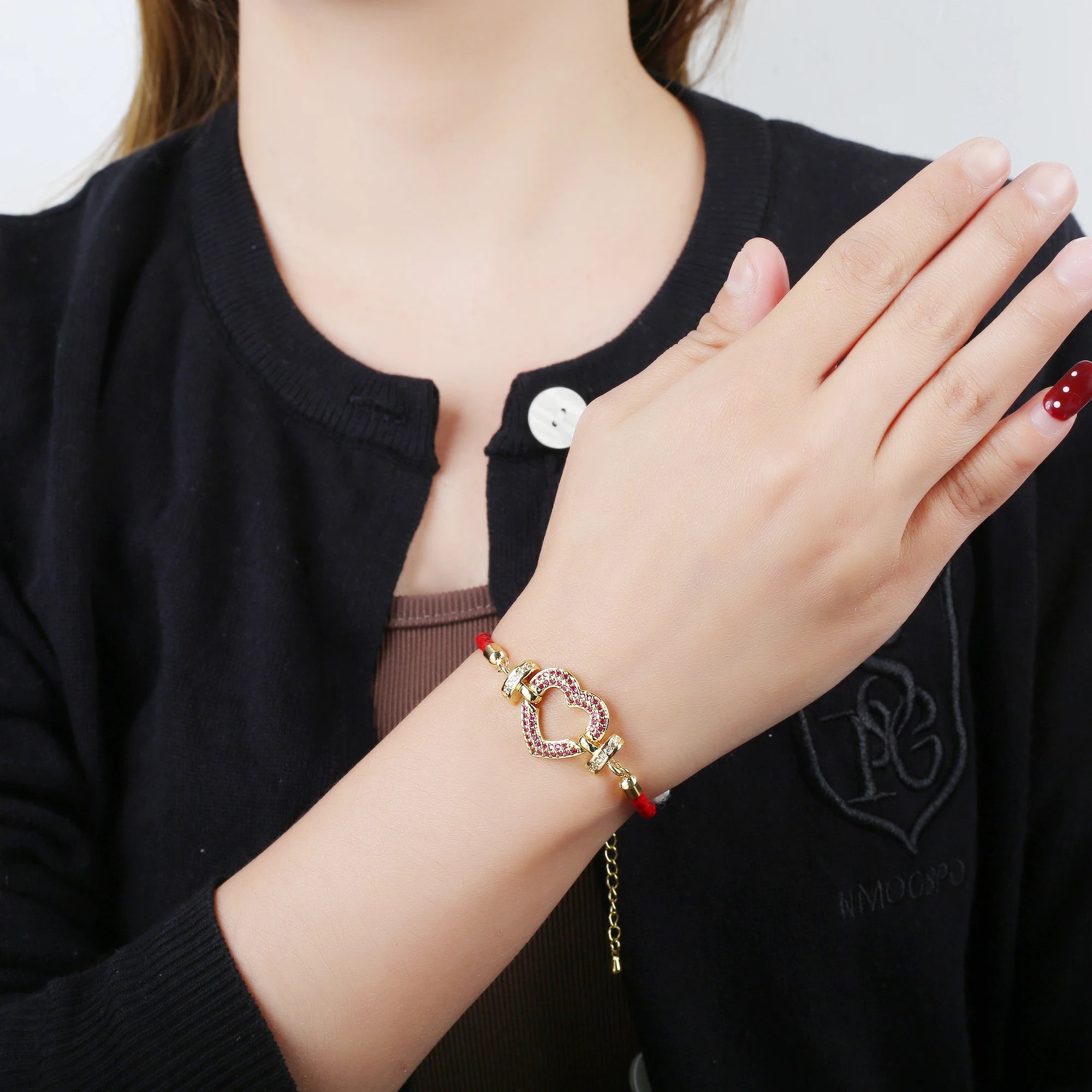 Genuine Leather Rope Braided Heart Shape Zirconia Ladies Bracelet Temperament for Women Girls Party Wedding Jewelry Holiday Gift Qme