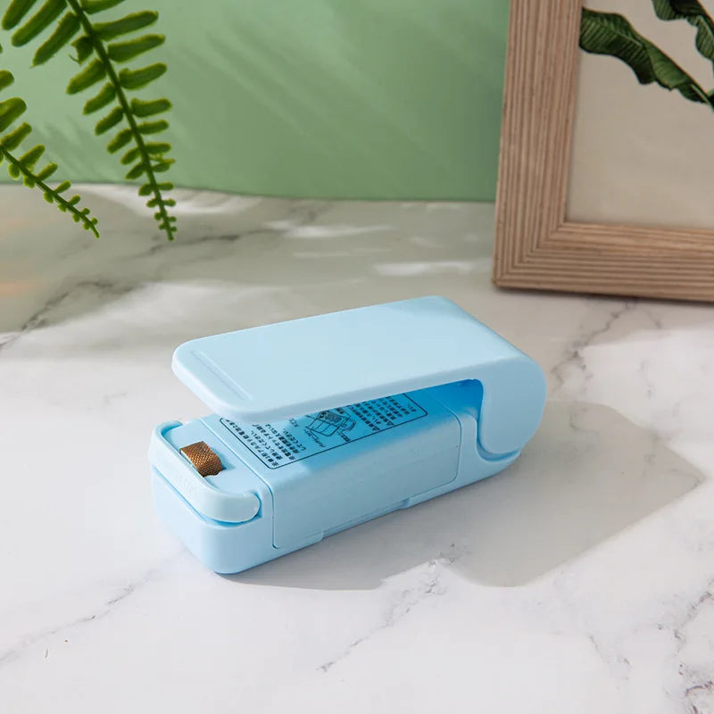 Pocket Plastic Bag Sealing Tool Compact Thermal Sealer Durable Food Qme blue