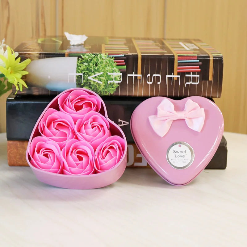 6Pcs Heart-shaped Rose Gift Box Simulated Rose Soap Flower Mother's Day Rose Gift Box Valentine's Day Rose Gift Wedding Souvenir Qme Pink