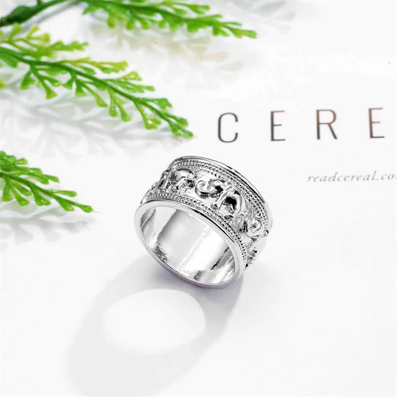Animal Wholesale Retro Cute Small Elephant Shape Big Rings 925 Sterling Silver Color Finger Ring For Women Fashion Jewelry Qme