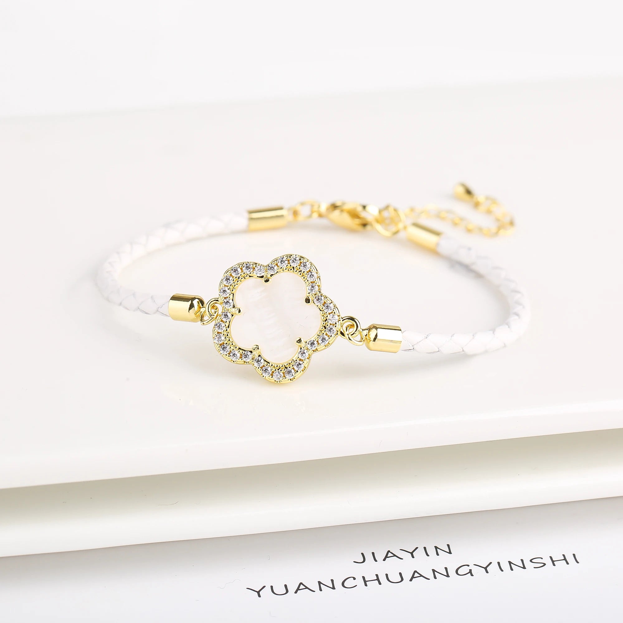 Trendy Sweet Fashion Natural White Solid Five Leaf Petals Women