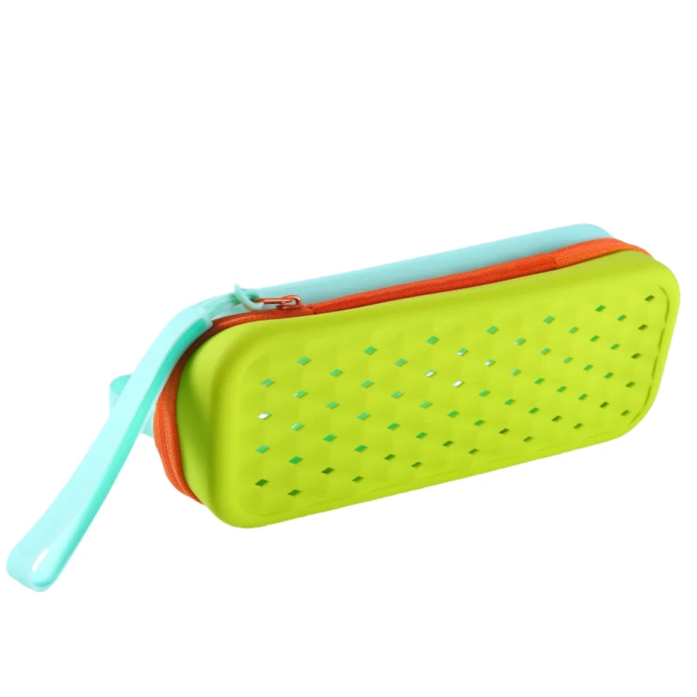 Portable Silicone Swim Goggle Case Waterproof Breathable Swimming Goggles Protection Box with Drain Hole with Carabiners Qme Green