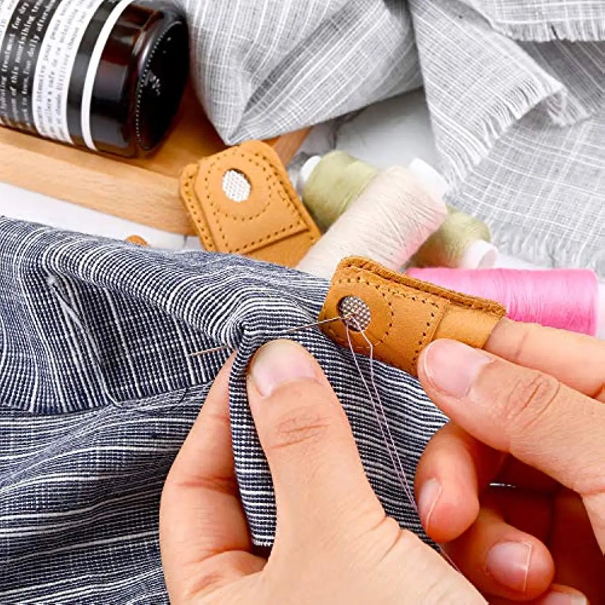 Leather Thimble Finger Protector, Sewing Needle Pad for Hand Quilting & Embroidery Qme