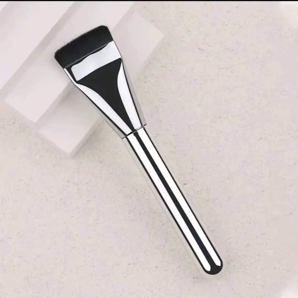 Ultra-thin Foundation Brush Korean Makeup Tool Primer Concealer Qme
