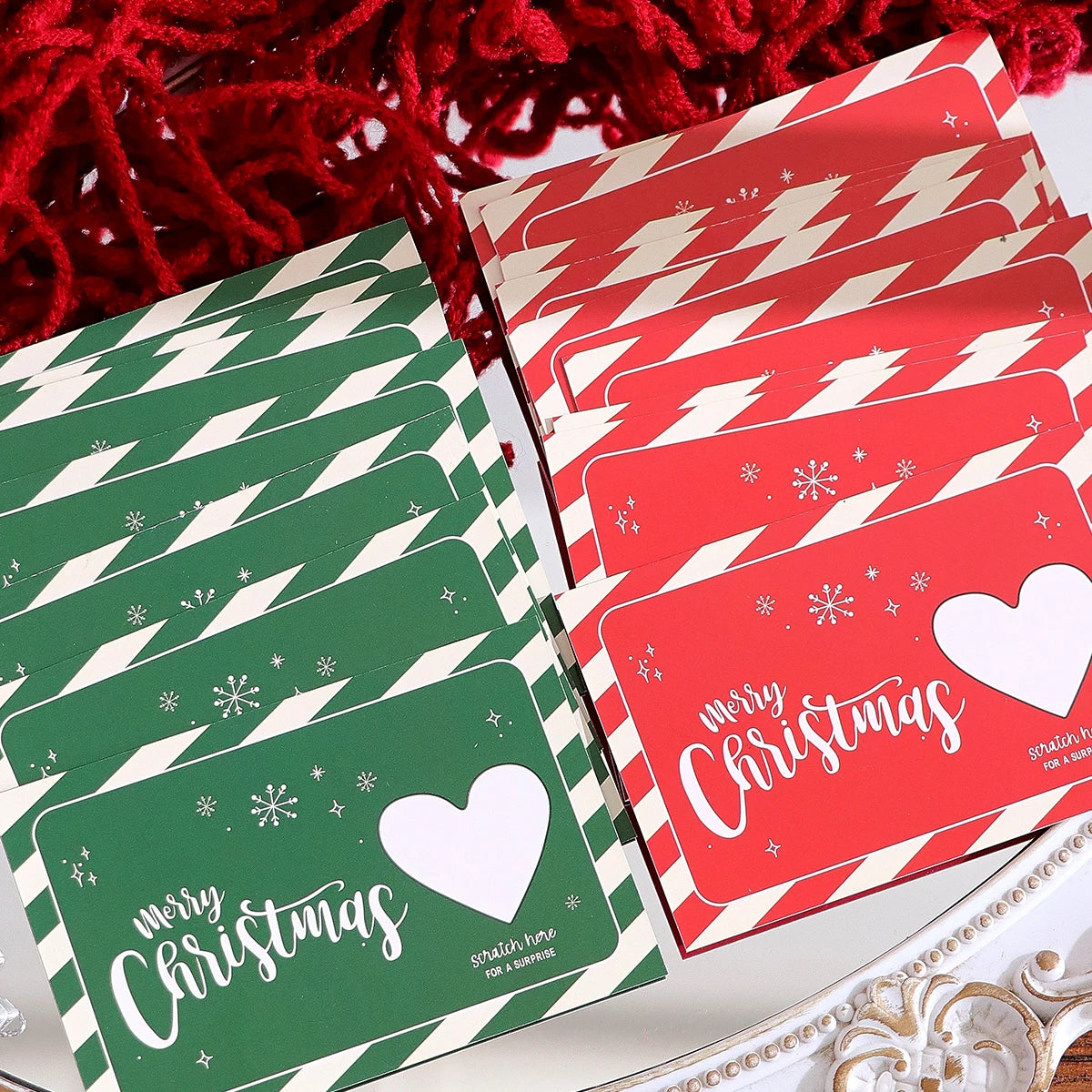 10Pcs/20Pcs Creative Merry Christmas Themed Lucky Scratch-Off Cards, Cute Cartoon Christmas Element Surprise Greeting Cards Qme 10Green 10Red