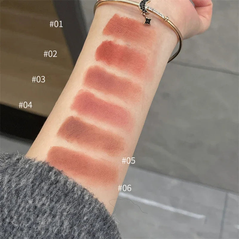 Matte Velvet Lipglaze Waterproof Long Lasting Cute Bear Lipglosses Silky Smooth Liquid Lipstick Makeup Sexy Women Lip Balm Gift Qme