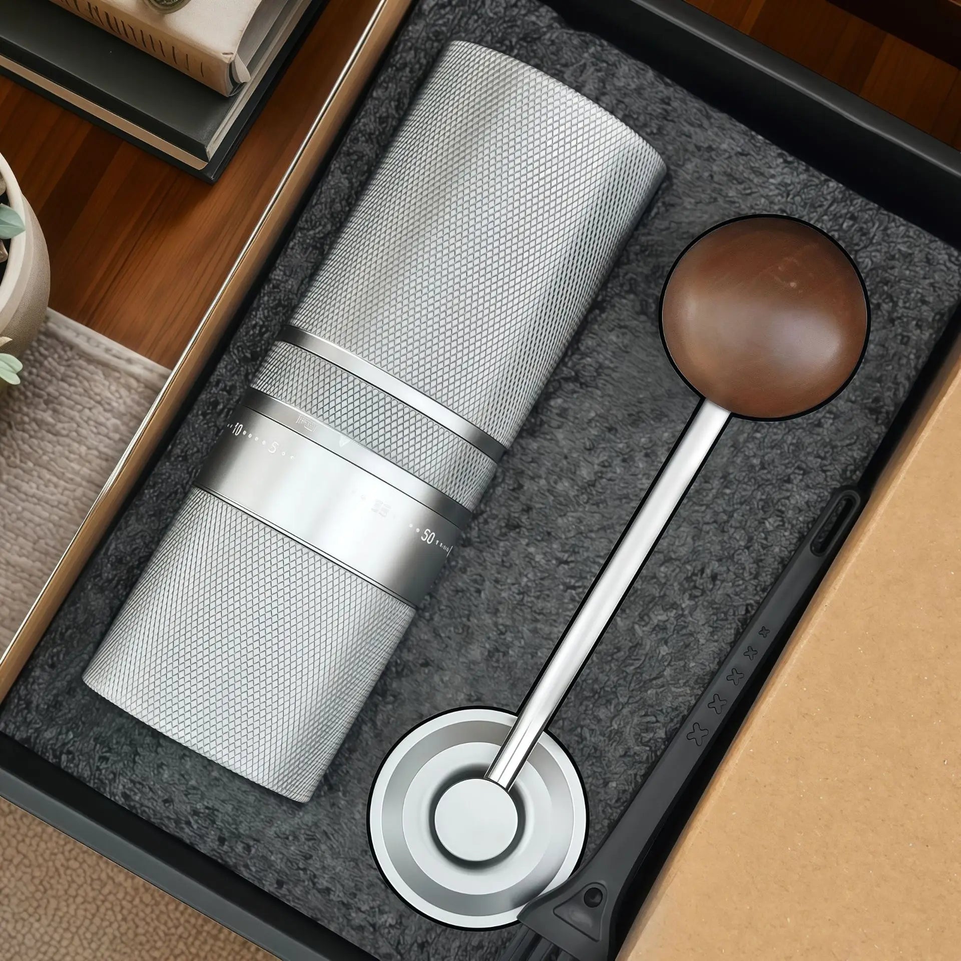 Manual Coffee Grinder,Hand Coffee Maker&Coffee Bean Grinder,Hand Coffee Grinding Tool for FreshGrinding,Hand-Crank Coffee Maker Qme Silver 7StarSteel