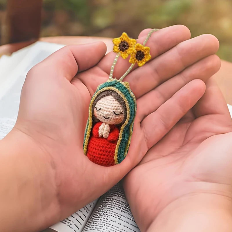 Cute Mary Statue Car Interior Decoration, Handmade Virgin Mary Charm Crochet, Elegant Religious Figurines Hanging Decor Qme