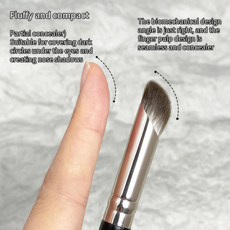 Concealer Makeup Brushes Precision Soft Fluffy Smudge Brush Cover Qme