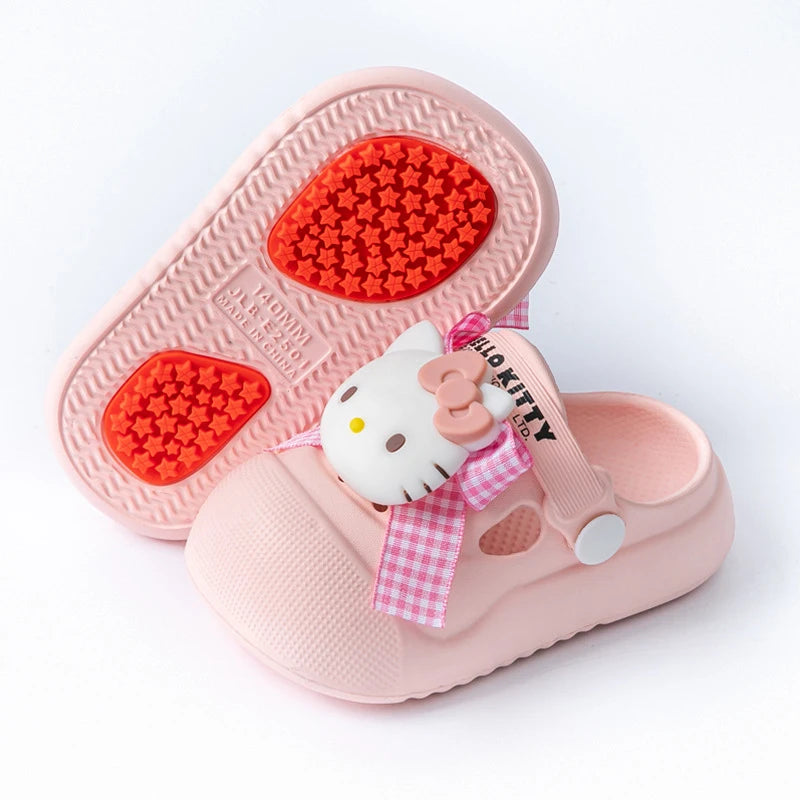 Hello Kitty Kuromi Slippers Student-Style Perforated Sandals Non-Slip Beach and Indoor Round-Toe Sandals Qme