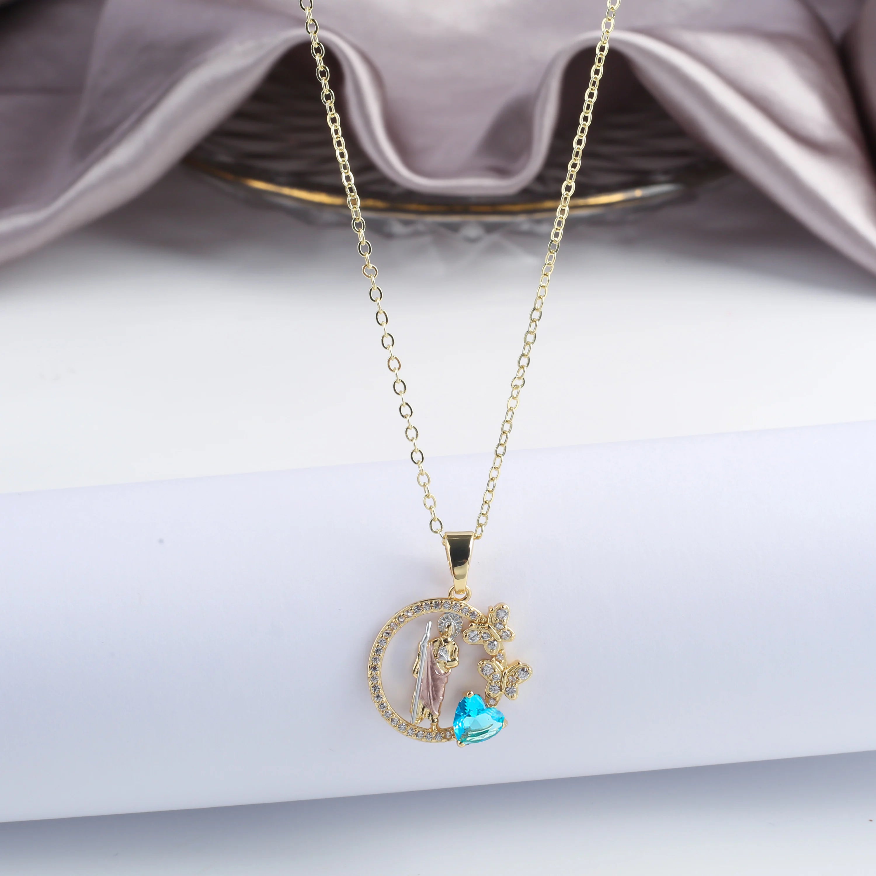 INS Hot Sale Shiny Zirconia St. Jude Pendant Necklace Fashion Woman Religious Jewelry Choker Exquisite for Party Jewelry Gift Qme 22