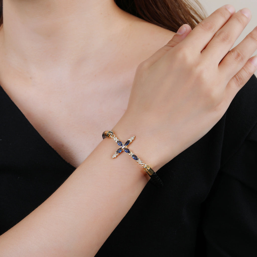 Classic Crystal Cross Leather Bracelet Fashion Religious Jewelry Stainless Steel Wrist Bangle for Couple Friendship Jewelry Gift Qme