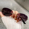 New Luxury Brand Designer Small Frame Cat Eye Sunglasses Women Vintage Fashion Sun Glasses Popular Punk Sexy Ladies Shades UV400 Qme SH