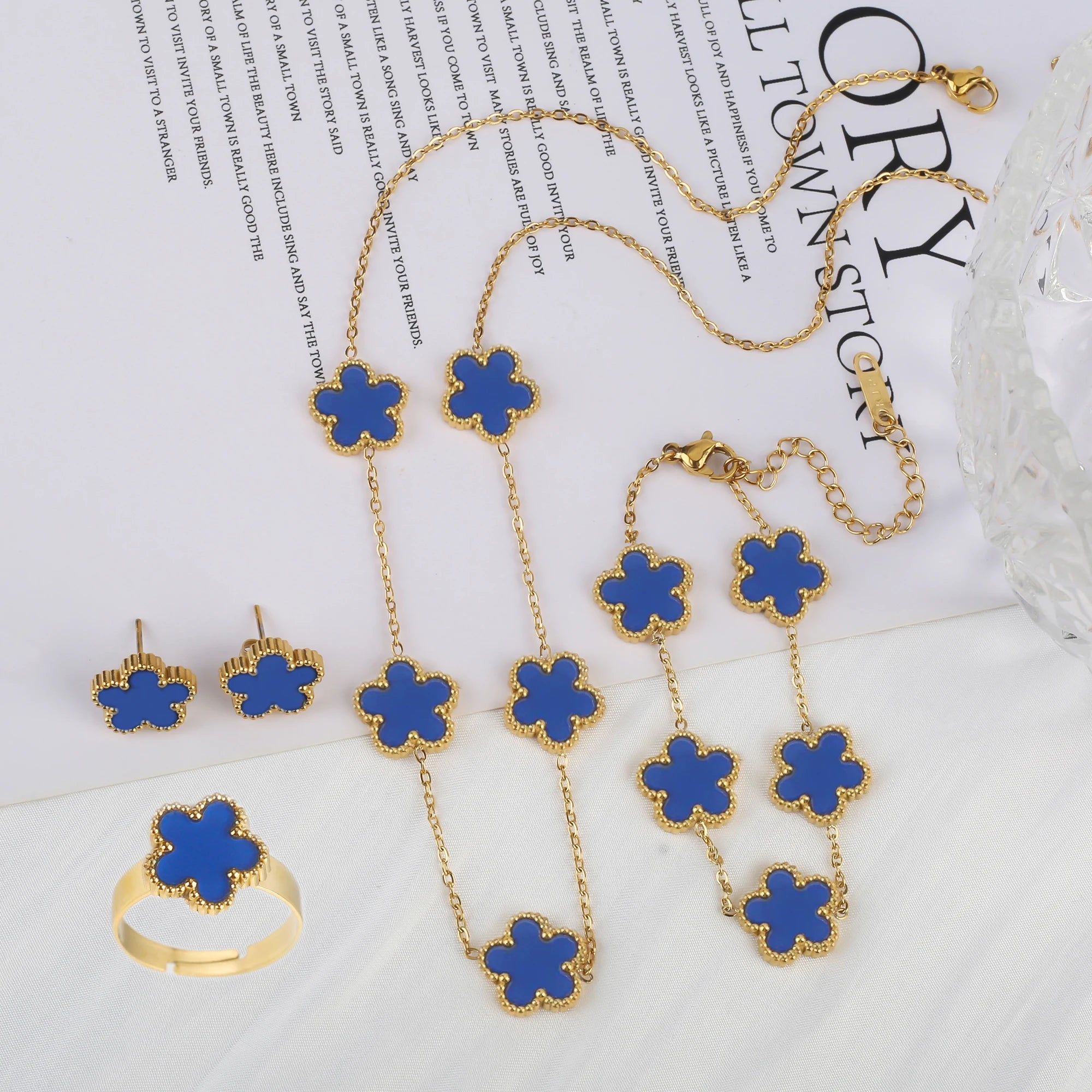4Pcs 18k Gold-Plated Five-Leaf Flower Necklace Earrings Ring Bracelet Jewelry Set For Woman Party Jewelry Daily Wear Clover Gift Qme Jewelry Set 7