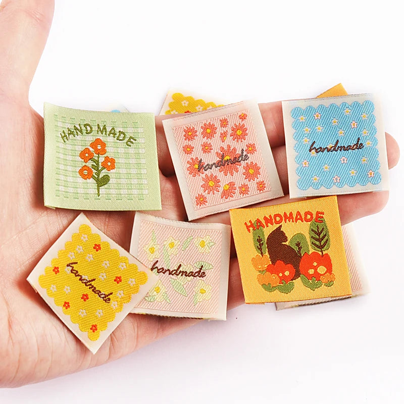 30pcs 33-41mm Colorfull Mix Flower Pattern Labels For DIY Clothes Bag Decoration Delicate Sewing Accessories Without Gum cp4179 Qme