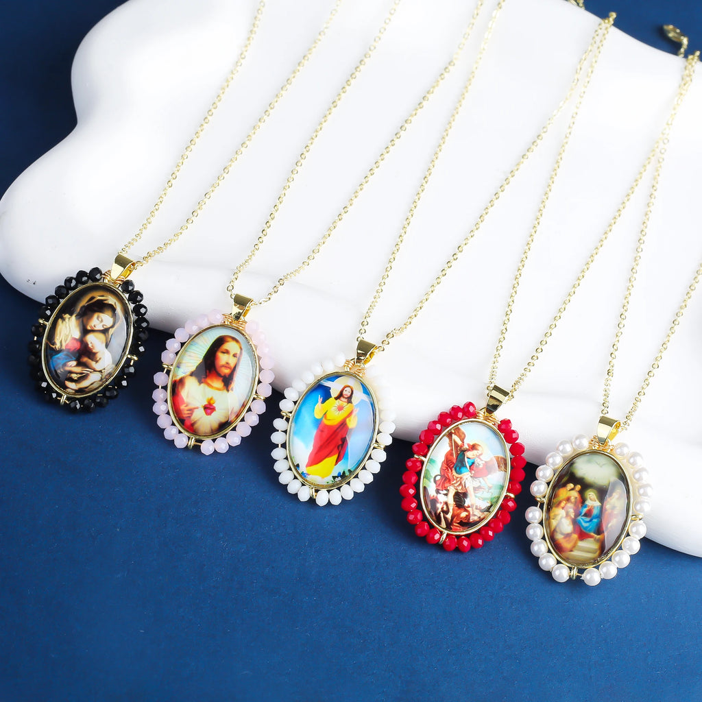 High Quality Hot Sale Religious Style Christian Catholic Image Pendant For Women Men Oval Shape Pave Beads Chain Choker Jewelry Qme