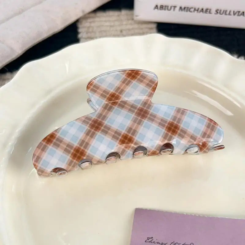 Elegant Plaid Series Acrylic Hair Claw Classic Retro Clips Trendy Qme A5