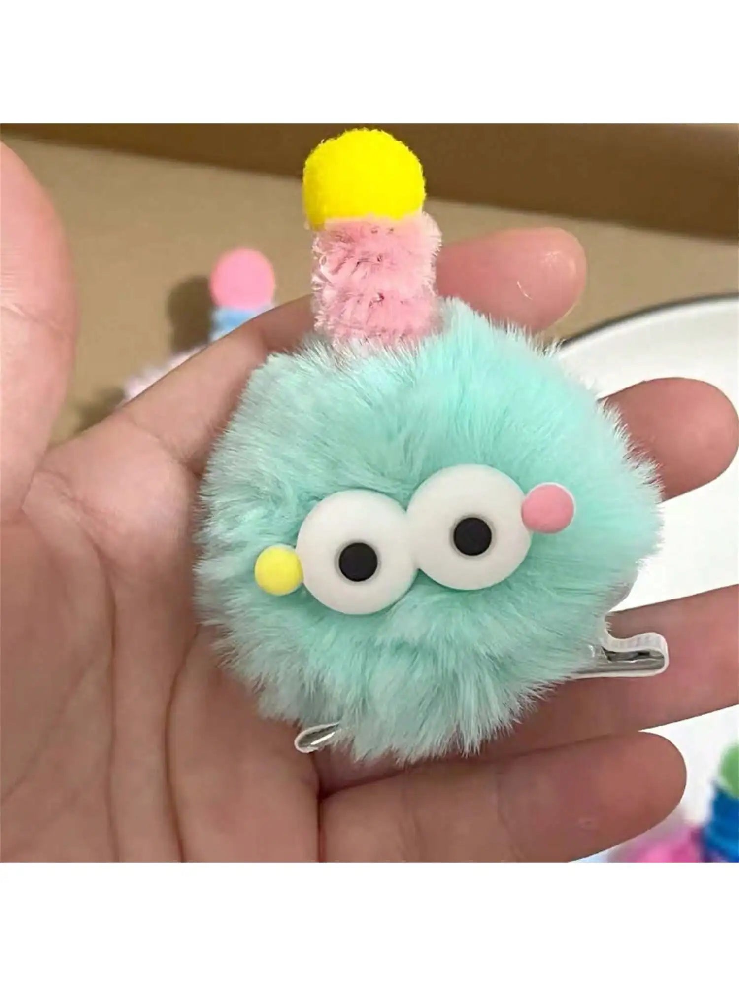 Women's Hair Clips Colorful Cute Furry Baby Coal Balls Soft Cartoon Qme green