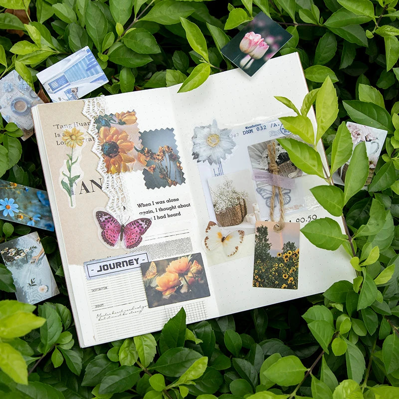 100 pcs Spring summer autumn winter Kraft Paper Mini Greeting Card INS flower Postcard Letter Envelope Decoration LOMO Cards Qme