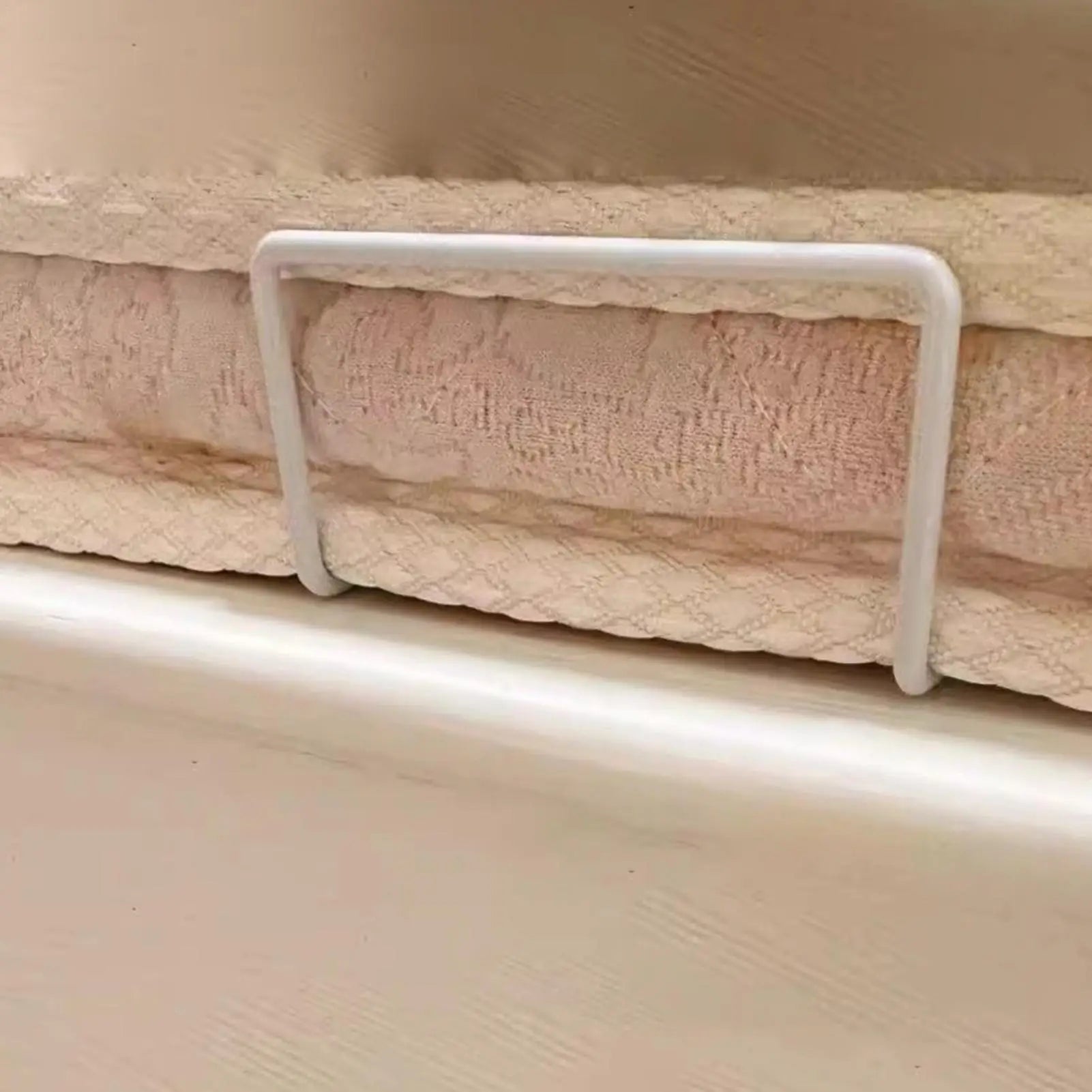 Mattress Slide Stopper Mattress Retainer Slide Stopper for Metal Frame Iron Mattress Slide Stopper Easy To Install Mattress Qme