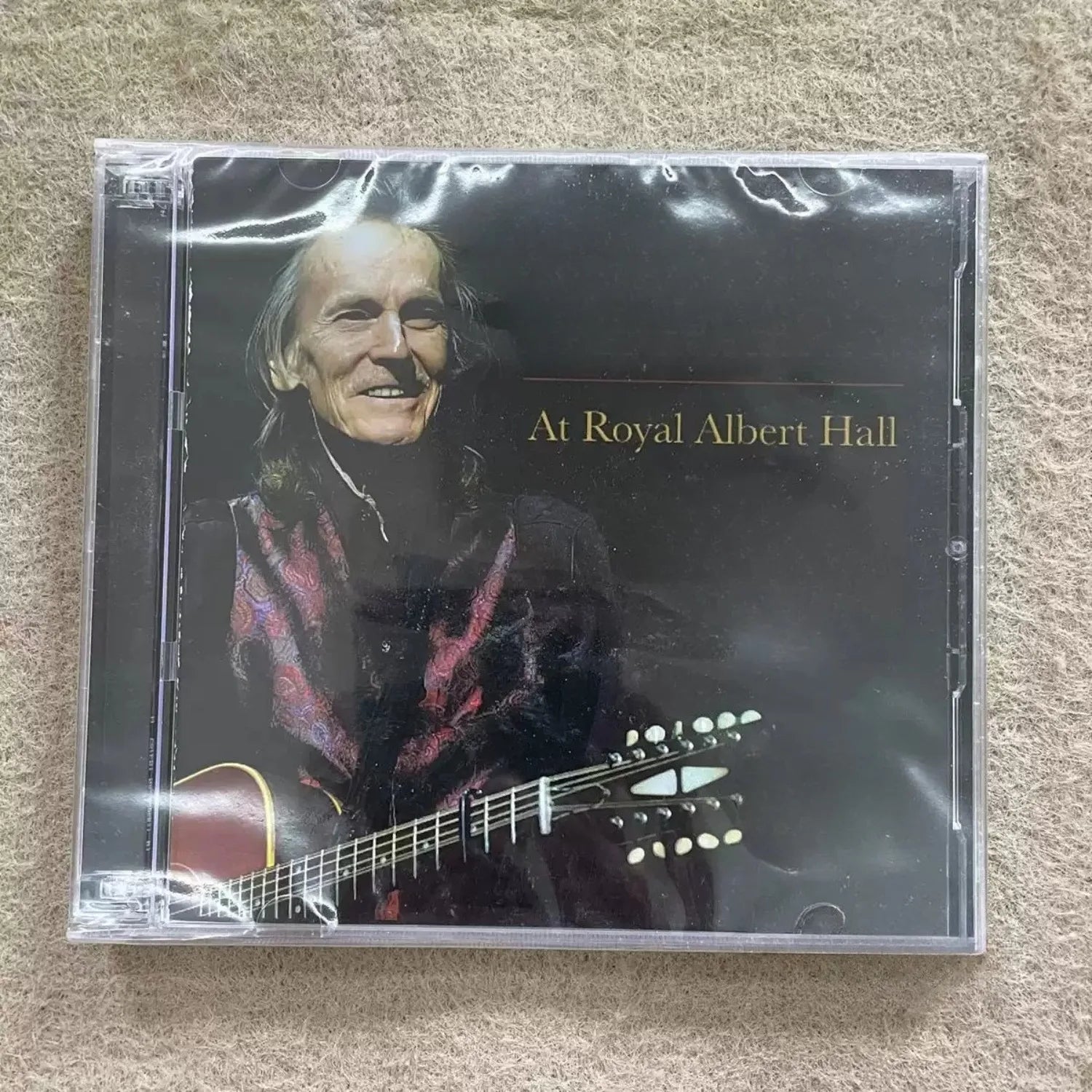 Classic Western Folk Live Music CD, Featuring A Singer Portrait and Guitar-themed Cover, Live Tracks From The Collection Qme folk live music