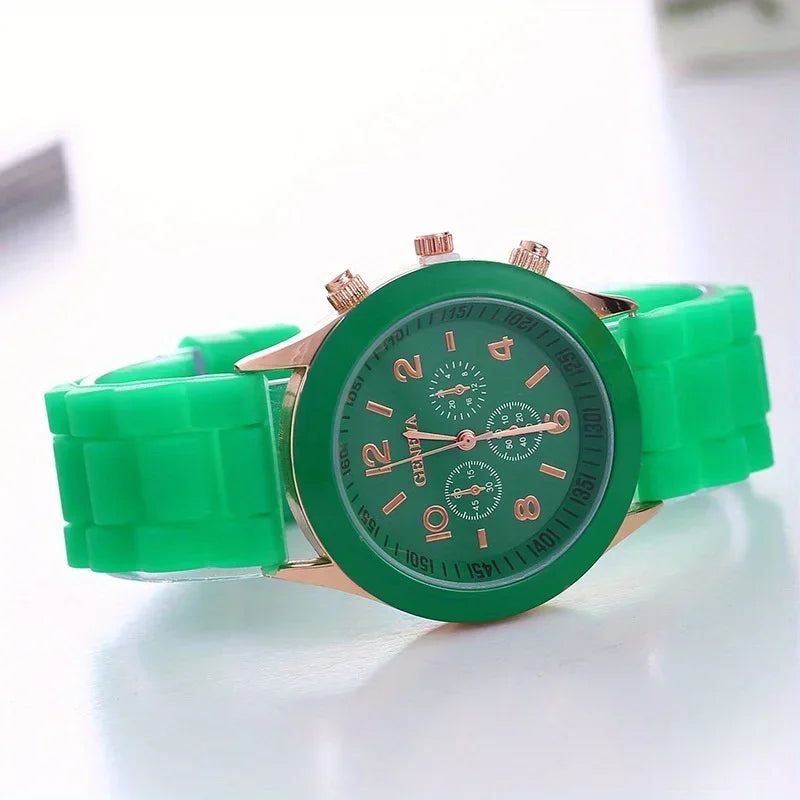 Stylish Round Pointer Quartz Watch, Triple Dial Silicone Watchband Sports Wristwatch For Women And Men, Ideal choice for Gifts Qme green