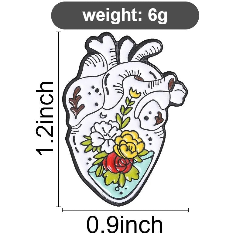 Retro Floral Human Heart Enamel Badge Anatomical Heart Rose Brooch Cute Lapel Pin Gift for Doctor Nurse Medical Lover Jewelry Qme Style1