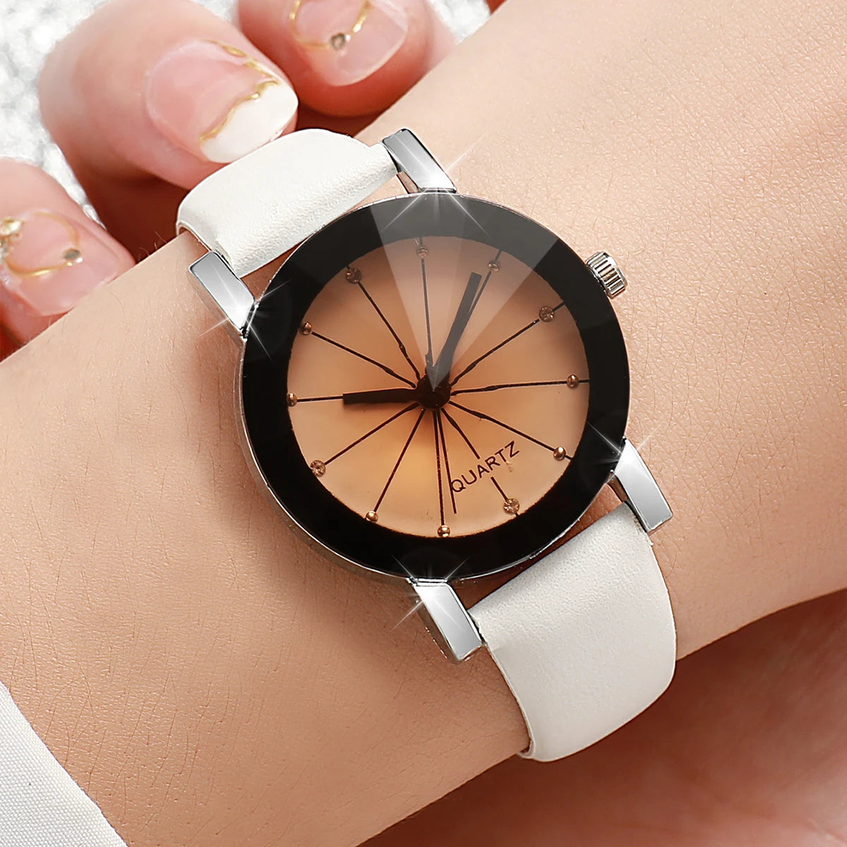 Relógio de quartzo com strass feminino, pulseira de couro casual, relógios de pulso sem caixa, relógios fashion, 2 peças Qme WHITE