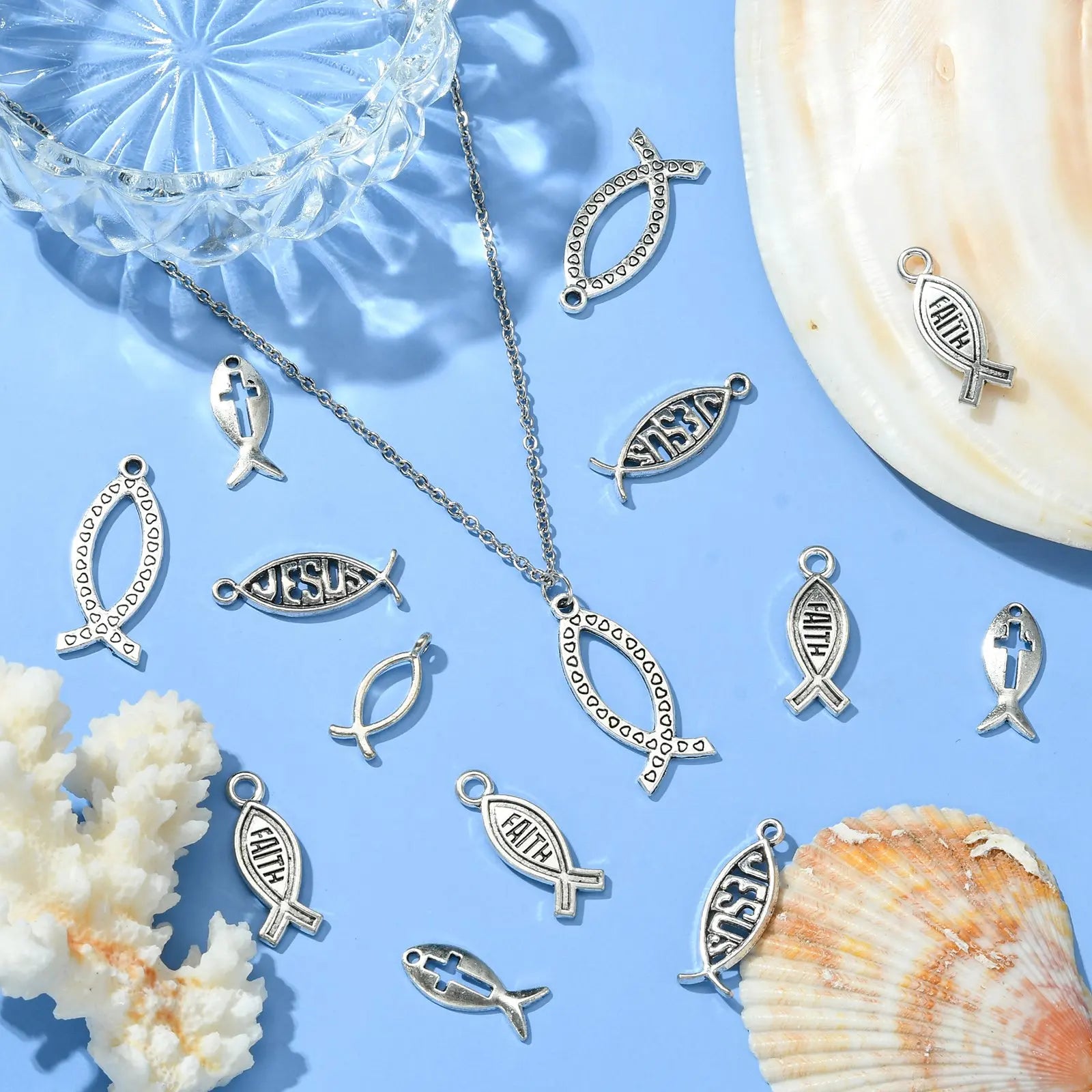 Pandahall 100Pcs 5 Styles Easter Theme Tibetan Jesus Fish Charms Antique Silver Color Christ Fish Pendants for Jewelry Making Qme