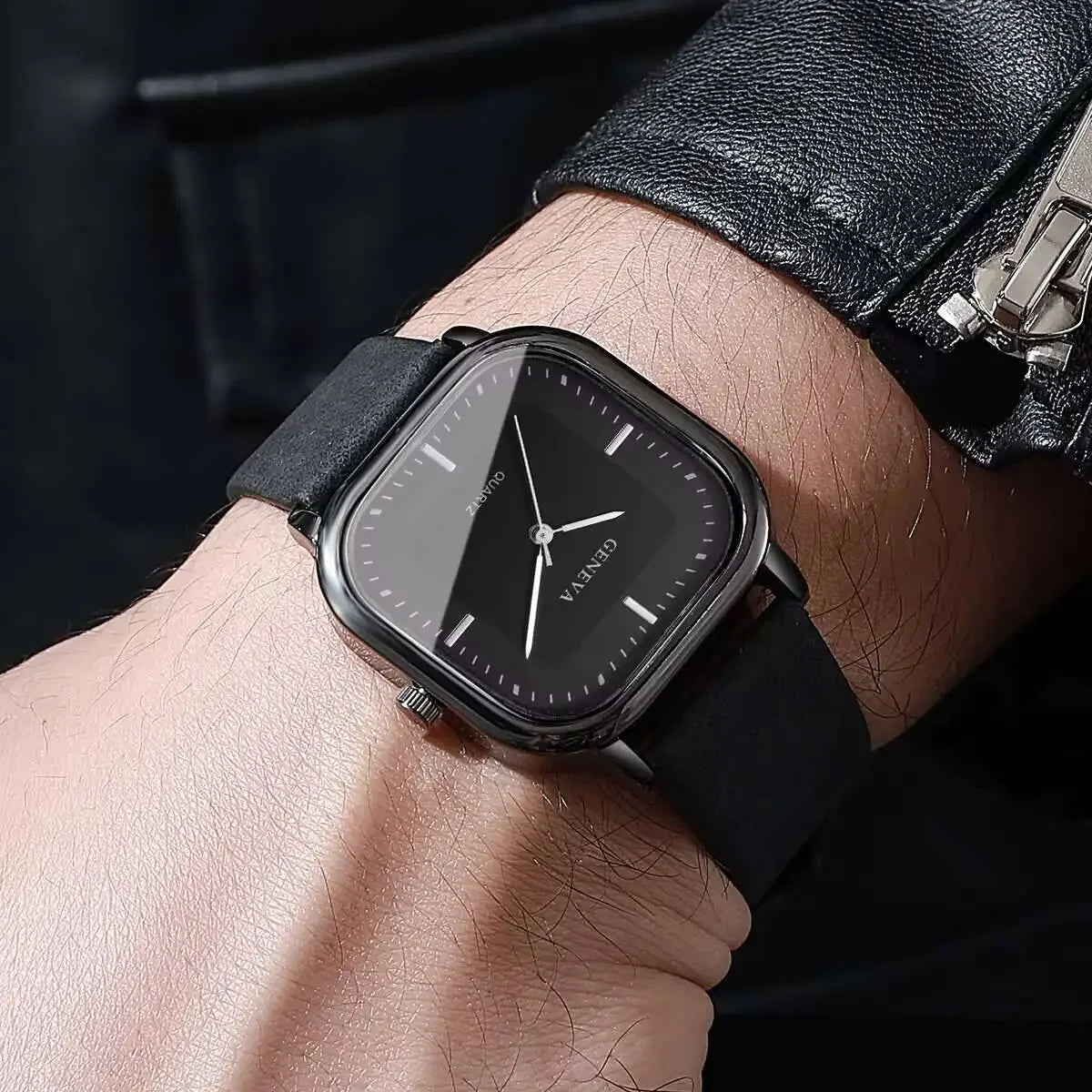 Watch Fashion, Simplicity, Trendy, High Aesthetics Exam, Square Silent Quartz Watch for Middle School Students Qme