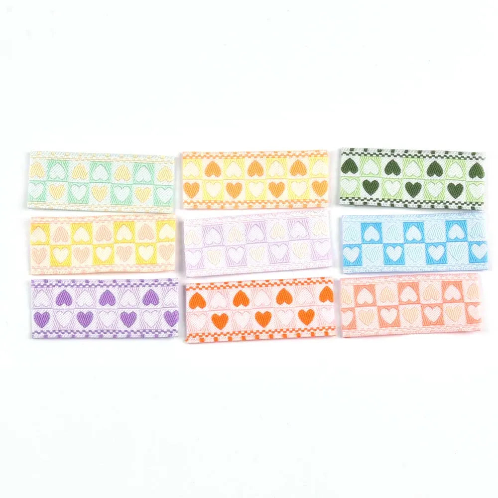 50Pcs Mutli color Heart Embroidery Labels For Sewing Clothes Accessories DIY Supplies Washable Care Garment Bags Handmade Tags Qme