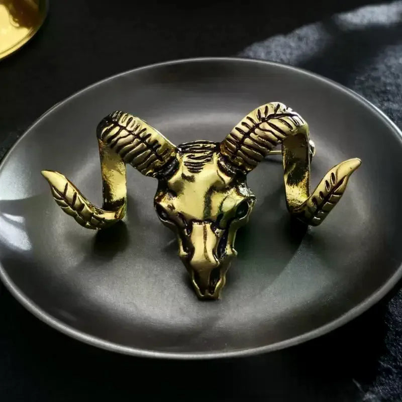Vintage Ram Skull Brooch Polished Metal Finish Unique Gothic Design For Jacket Bag Decoration Daily Wear Qme