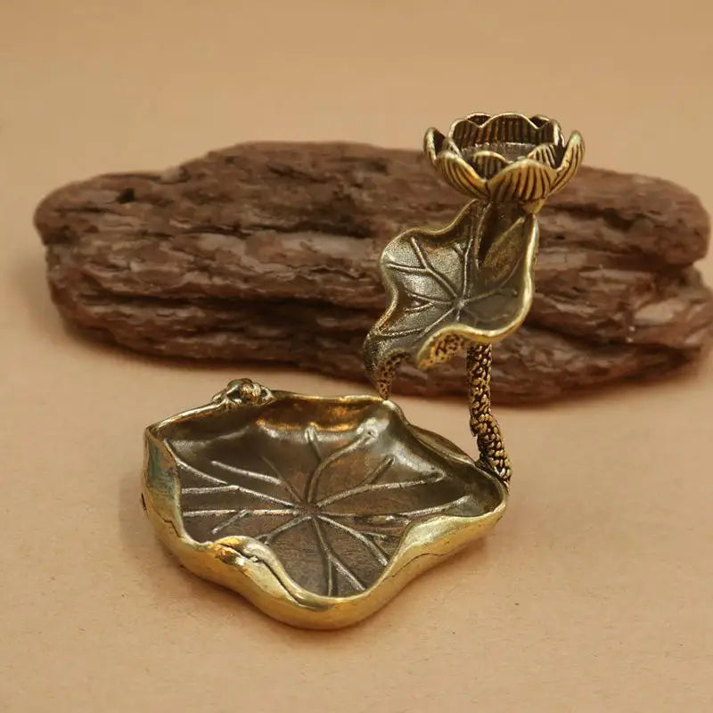 Copper Frog Lotus Pond Censer Holder Ornaments Tea Pets Antique Brass Qme
