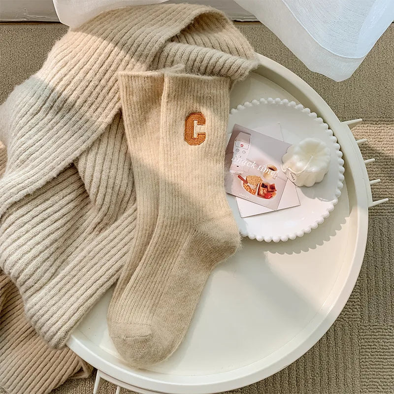 Luxury Women Wool Socks Warm Winter Thick Cashmere Casual Japanese Fashion Solid Color Comfortable Home Sock Long High Quality Qme Light brown One Size