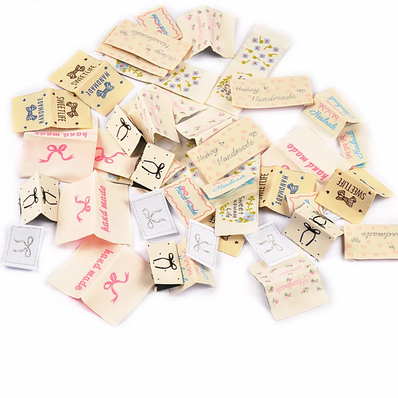 30pcs 20-71mm Mix Exquisite Bow/Flower Pattern Label For DIY Clothing Bag Personality Decoration Accessories Without Gum cp3812 Qme 30pcs 20-71mm
