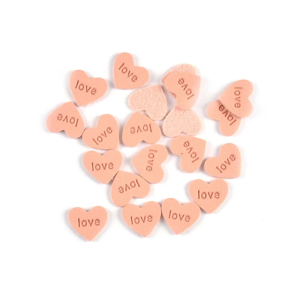 50pcs 14.5x13mm Mluticolor Heart Shaped Embossed Labels For Clothes Sewing Accessories DIY Crafts Kid Bag Garment Washable Tags Qme 4