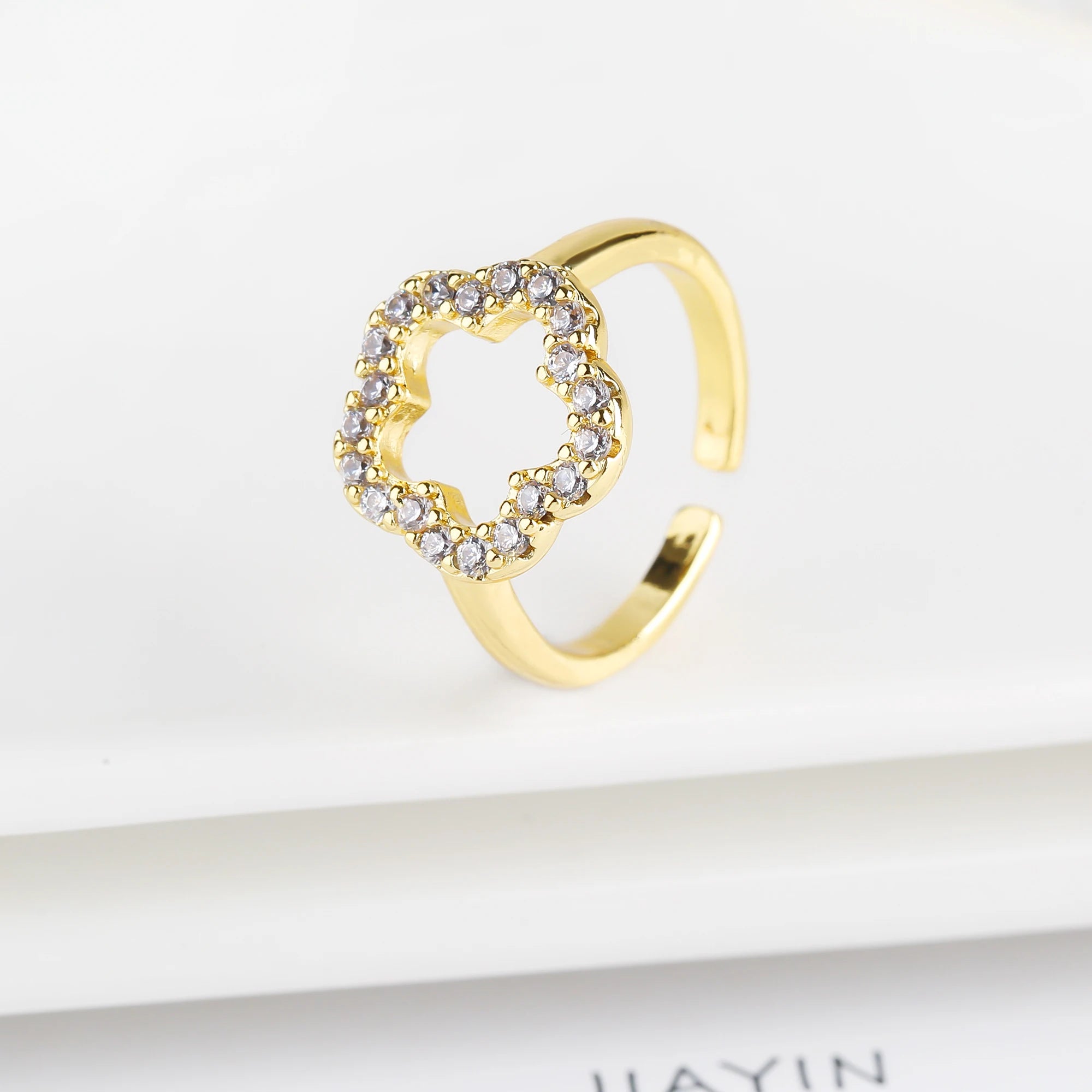 Fashion Cubic Zirconia Five Leaf Flower Open Adjustable Ring Simple for Woman Girl Party Wedding Finger Jewelry Daily Wear Qme Gold resizable