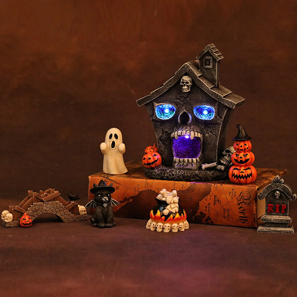 Halloween Head Haunted House Village Figurine Decoration Resin Mansion Lighted Decor For Home Kitchen Fireplace Desk Ornaments Qme