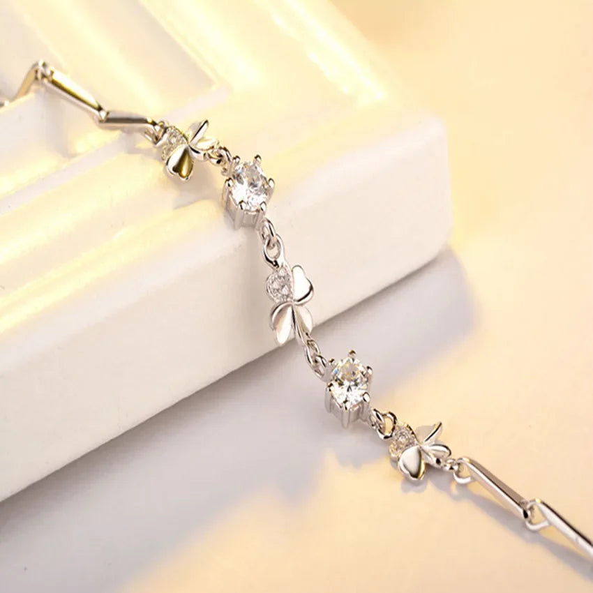 Fine 925 Sterling Silver Zircon Lucky Clover Bracelets crystals chain For Women cute noble Wedding party Jewelry Qme
