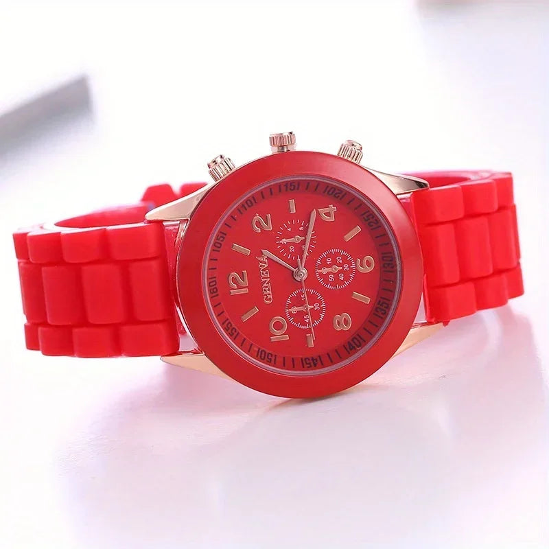 Stylish Round Pointer Quartz Watch, Triple Dial Silicone Watchband Sports Wristwatch For Women And Men, Ideal choice for Gifts Qme red