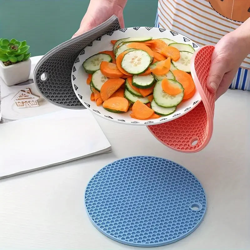 Multifunctional Kitchen Silicone Tableware Mat Hot Dishes Heat Resistant Pads Non Slip Pot Holders Kitchen Counter Accessories Qme