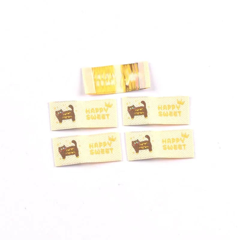 30pcs 44x20mm Cartoon Dog Cat Fabric Labels Cute Woven Clothing Tags for DIY Headwear/Clothing/Shoes/Bags cp3840 Qme 44x20mm-2